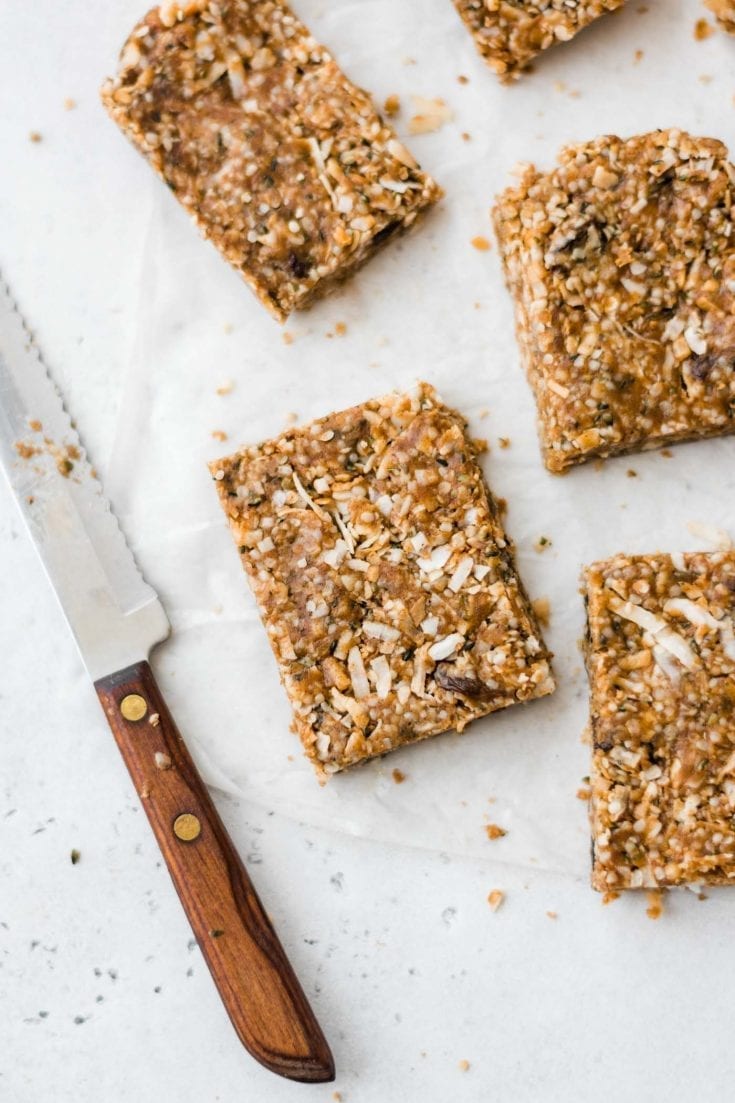 No-Bake Paleo Granola Bars with Coconut and Hemp Seeds
