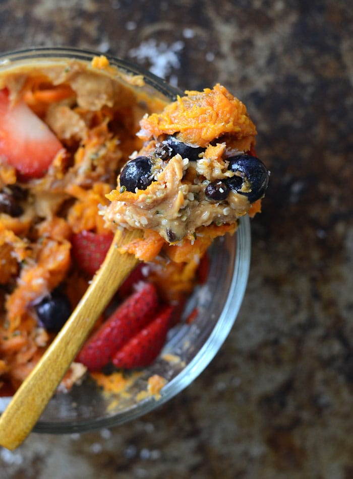 How to Make Sweet Potato Breakfast Bowls with Peanut Butter and Berries | vegan, gluten-free