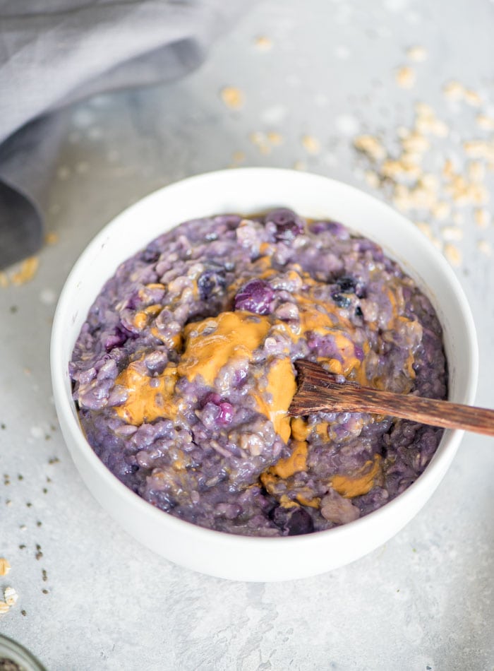 Peanut Butter Banana Blueberry Oatmeal