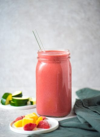 Healthy Creamy Vegan Strawberry Mango Smoothie