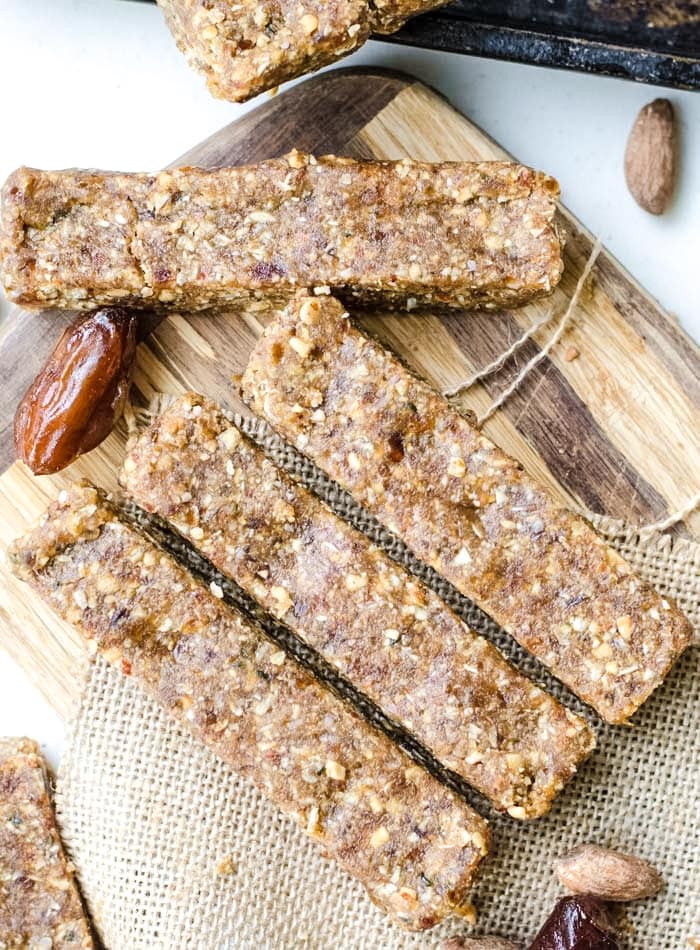 Healthy No-Bake Oatmeal Bars - Running on Real Food