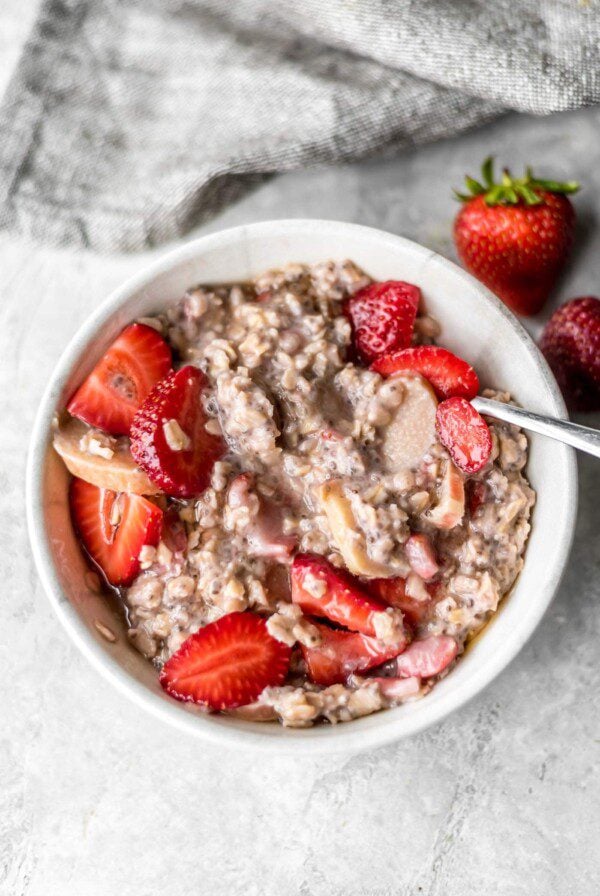 Bowl of strawberry rhubarb oatmeal.