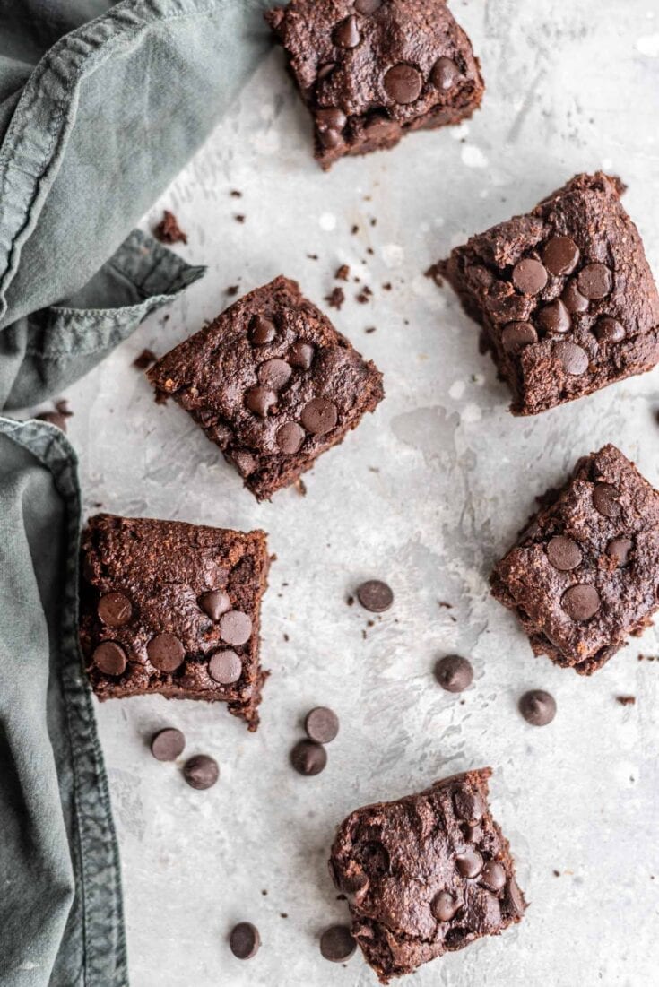 Healthier Oat Flour Brownies Recipe - Easy to make, vegan & gluten-free!