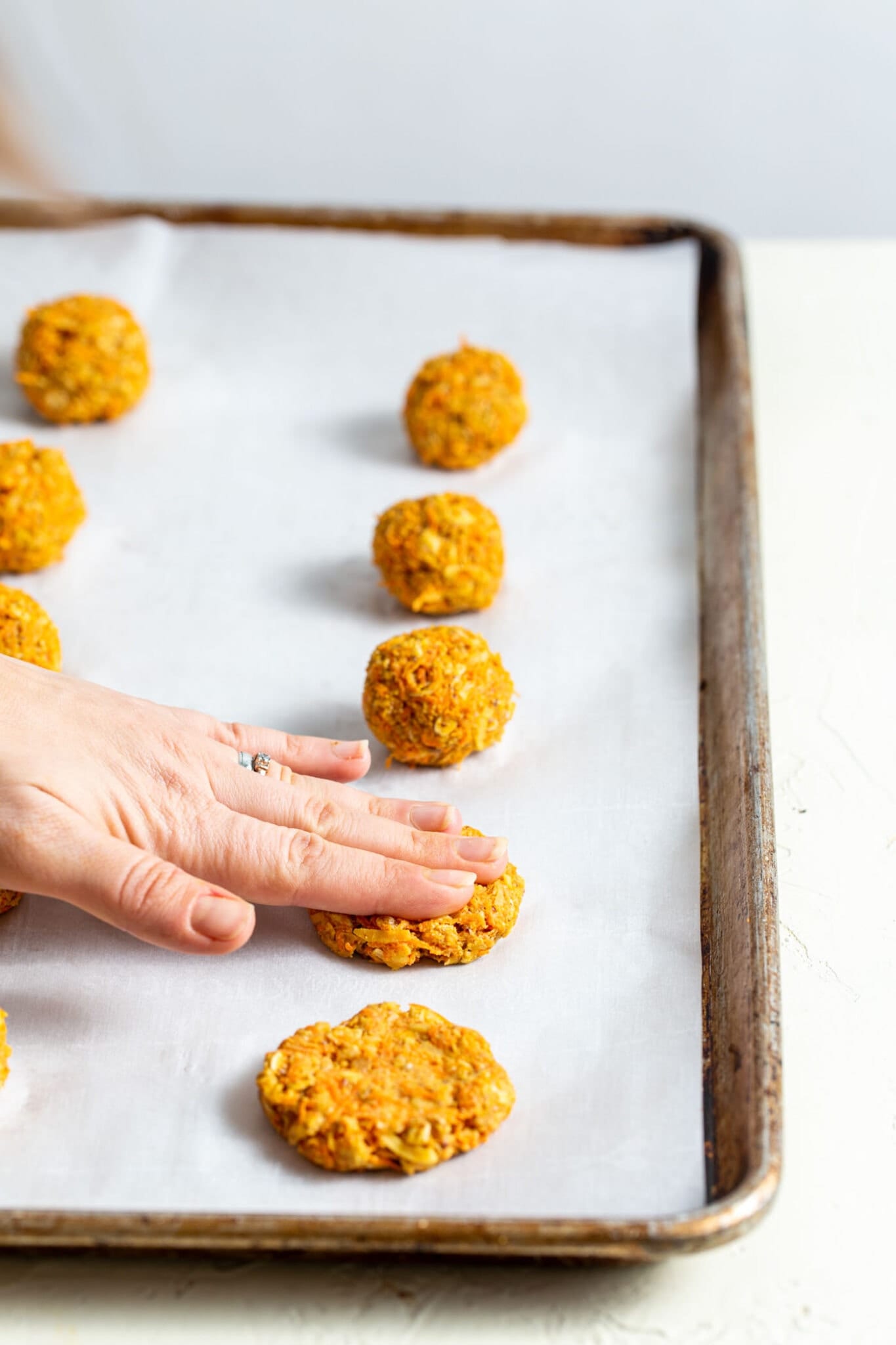 Carrot Walnut Oatmeal Cookies With Turmeric Running On Real Food 4078