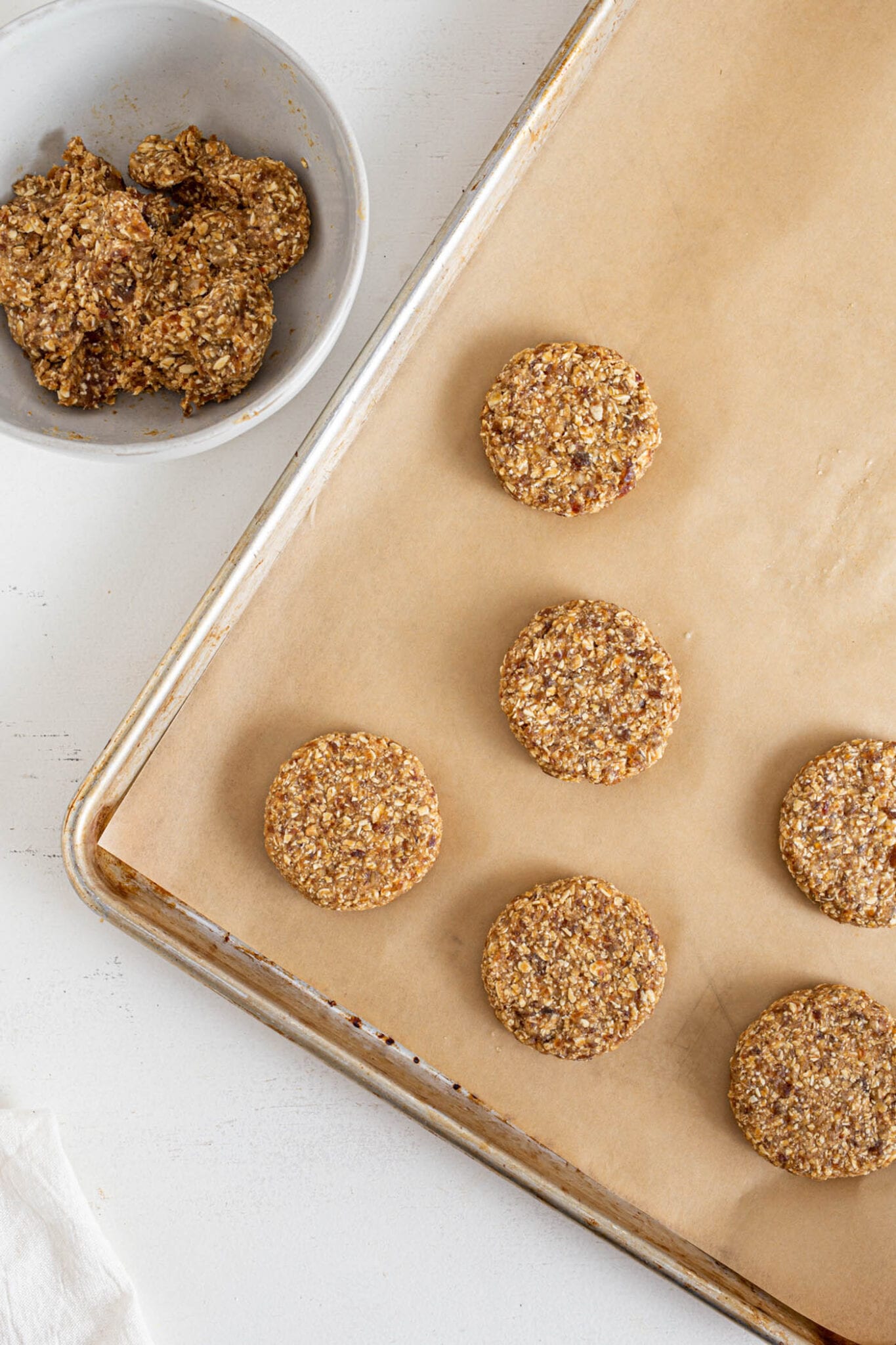 3 Ingredient Vegan Tahini Date Cookies So Easy And Delicious