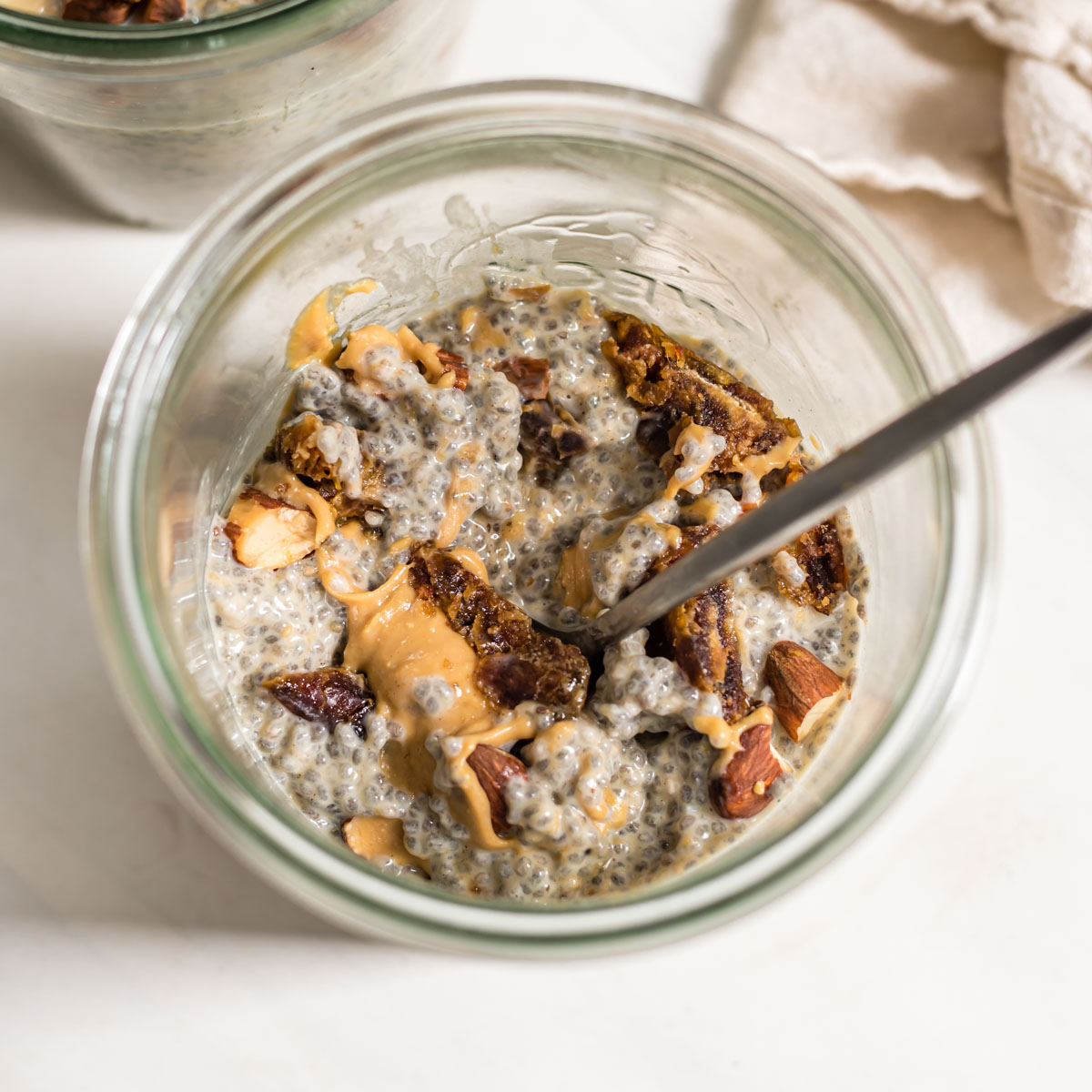 Peanut Butter Chia Pudding - Veggies Don't Bite