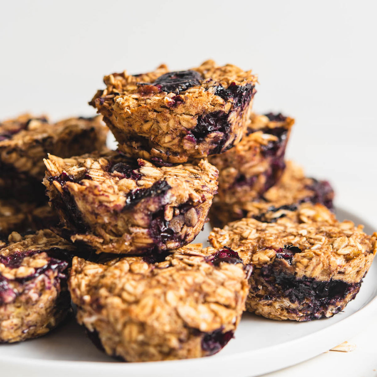 Baked Blueberry Oatmeal Cups