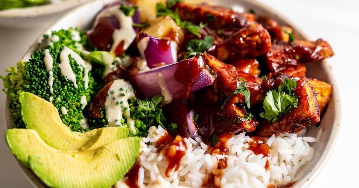 Delicious Korean BBQ Chickpea Bento Bowls