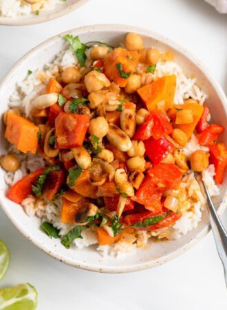 Sweet Potato Chickpea Curry {Easy & Vegan!} - Running on Real Food