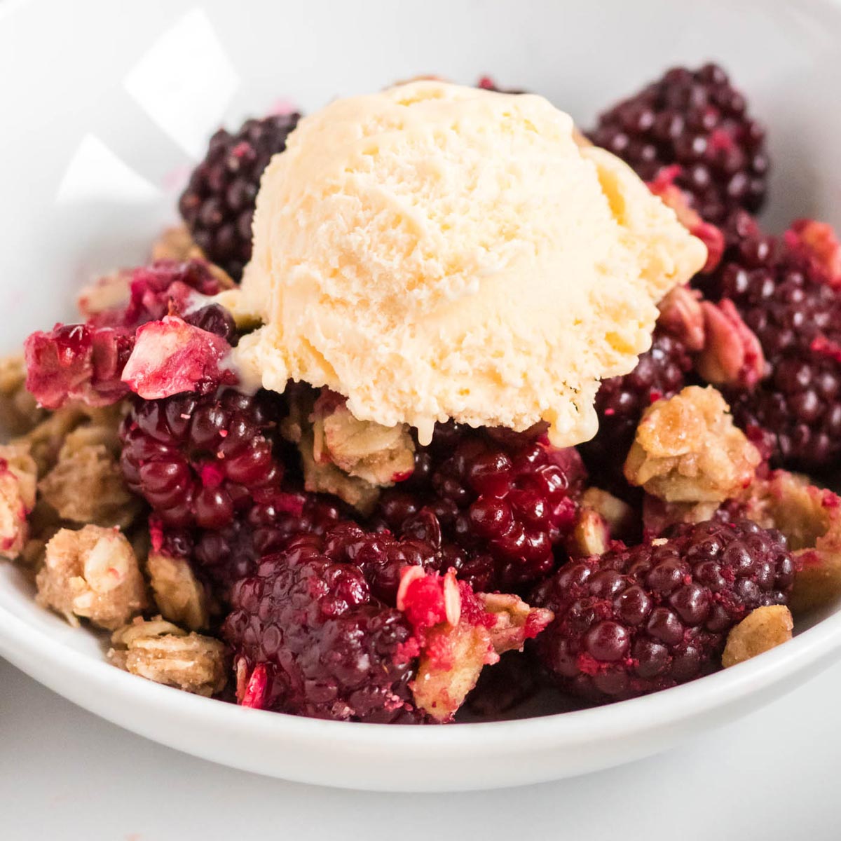 Vegan Blackberry Crumble