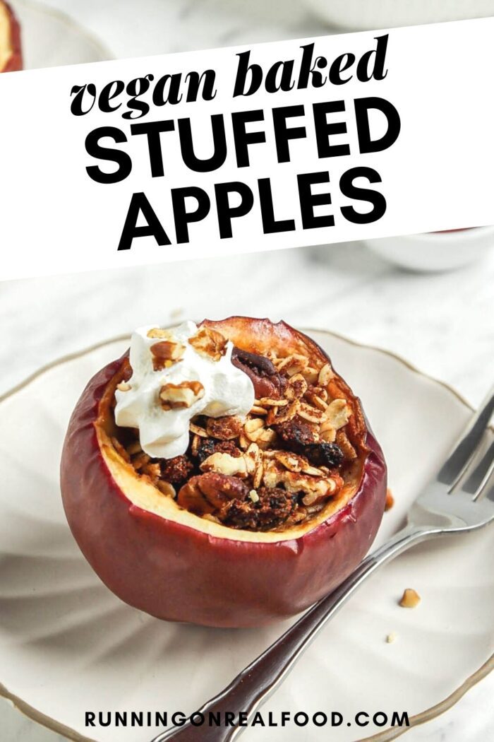 Gráfico de Pinterest con imagen y texto para manzanas horneadas rellenas.