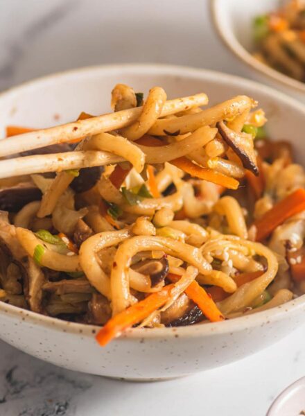 Yaki Udon Recipe | Quick & Easy Vegan Udon Noodle Stir Fry