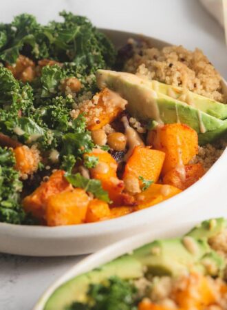 Vegan Quinoa Power Bowl with Avocado | Easy & Healthy Meal Prep Idea