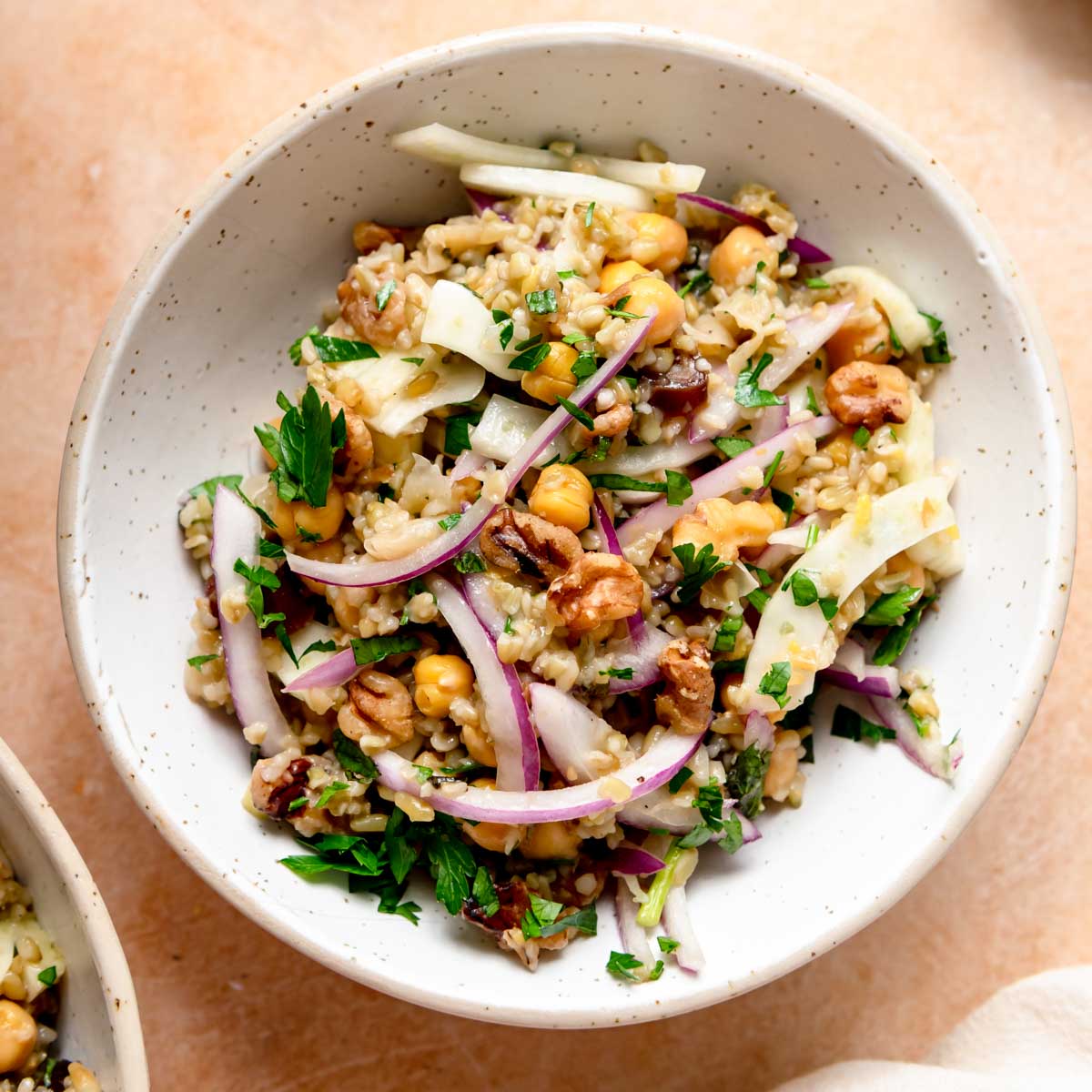 https://runningonrealfood.com/wp-content/uploads/2023/08/healthy-easy-chickpea-freekeh-salad-recipe-1-1.jpg